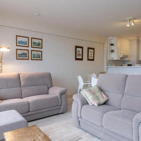 With Sea-views Apartment Middelkerke